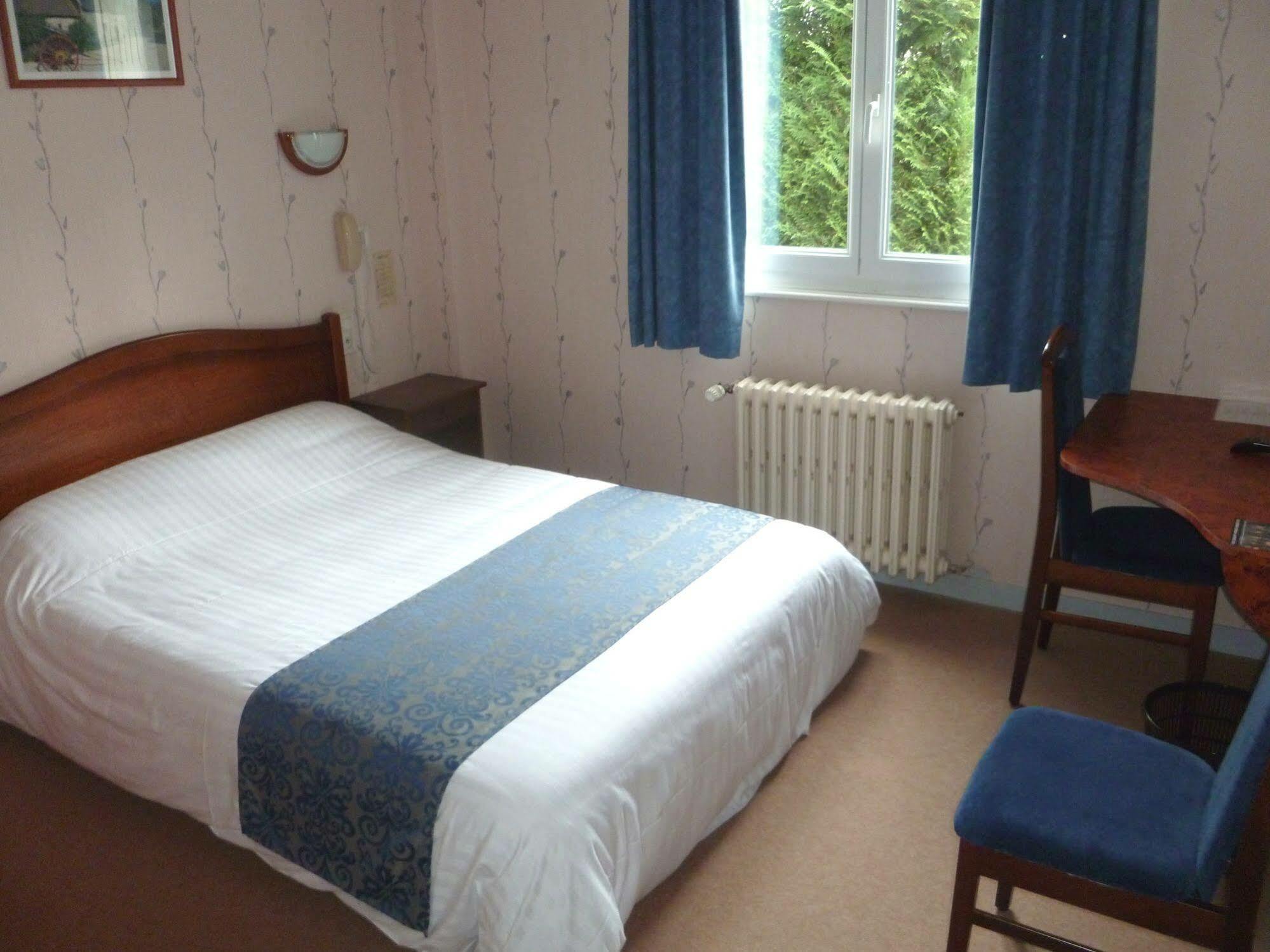 Le Relais De La Rance - Chambres D'Hotes Quédillac Buitenkant foto